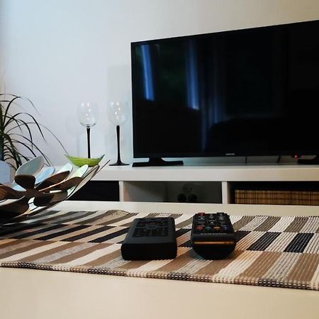 Moderne Et Paisible Studio Avec Balcon サン・タヴォル エクステリア 写真