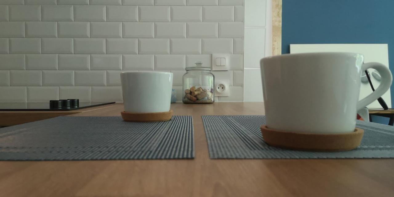 Moderne Et Paisible Studio Avec Balcon サン・タヴォル エクステリア 写真