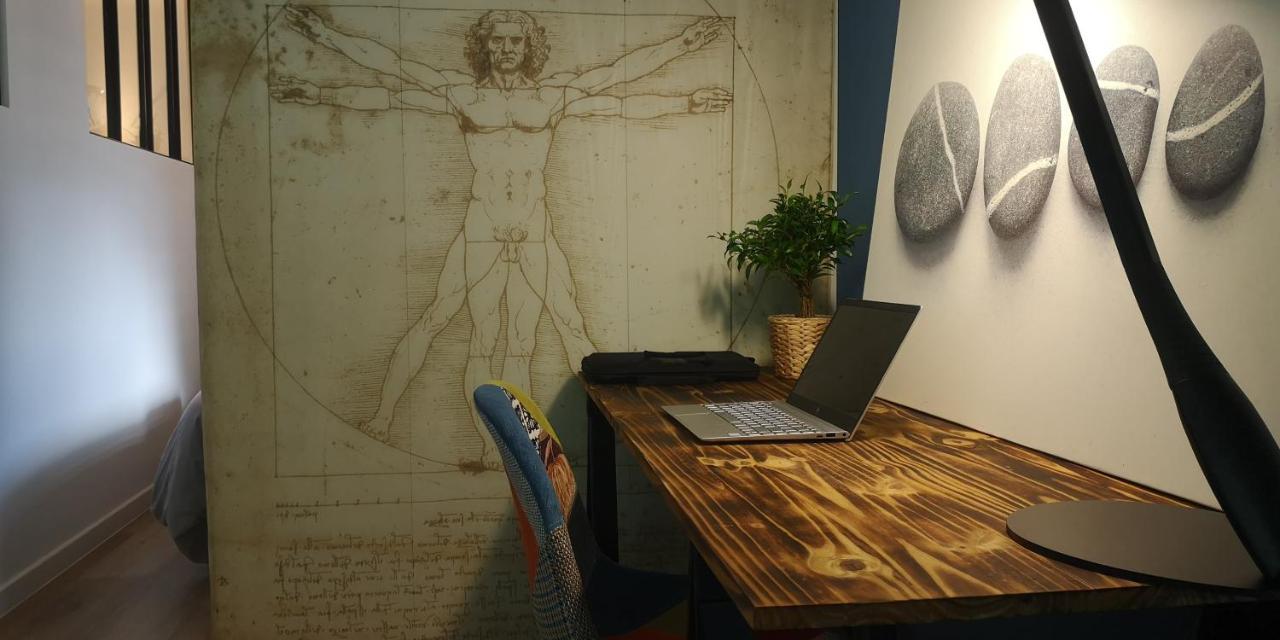 Moderne Et Paisible Studio Avec Balcon サン・タヴォル エクステリア 写真